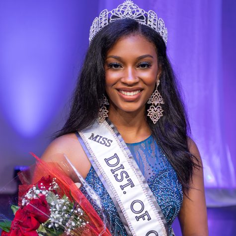 Hannah Gilliard wearing the crown of Miss District of Columbia