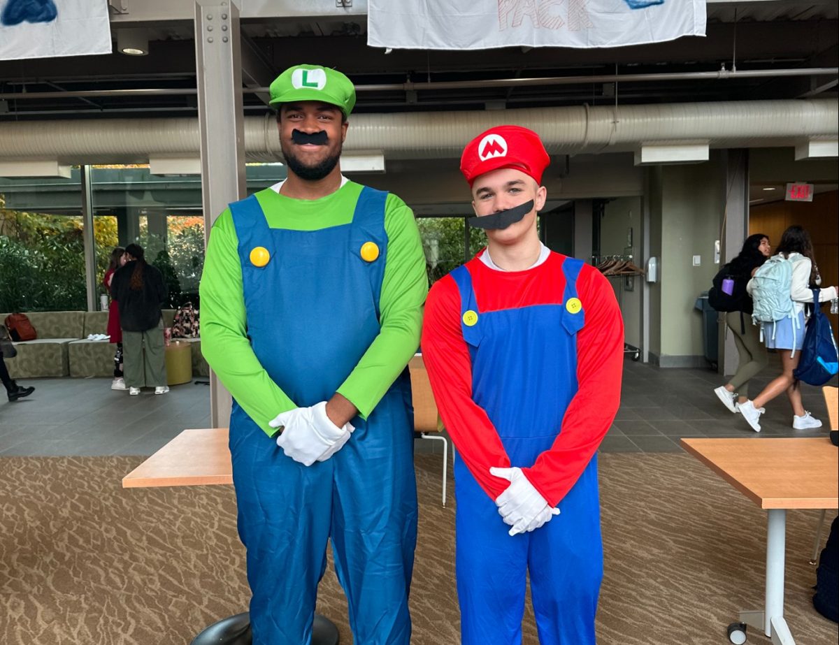 The iconic duo dresses as another iconic duo, Mario and Luigi. 